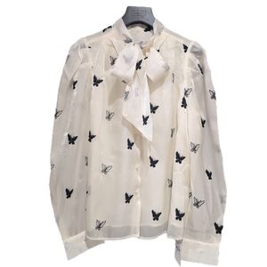 🎀 Luxe 🎀 long sleeve white butterfly blouse with bow